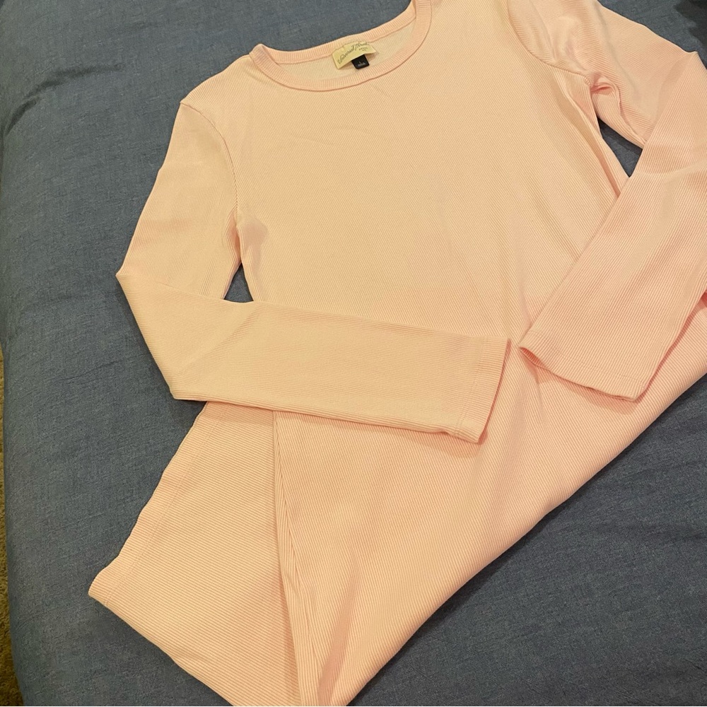 Universal Thread | Pink Ribbed Long Sleeve Dress (Size L)